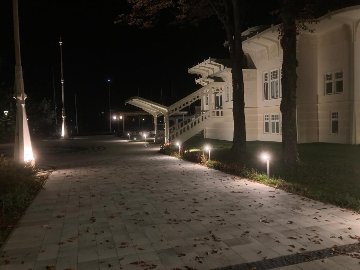 Zawia Apartman Apartamento Balatonföldvár Exterior foto